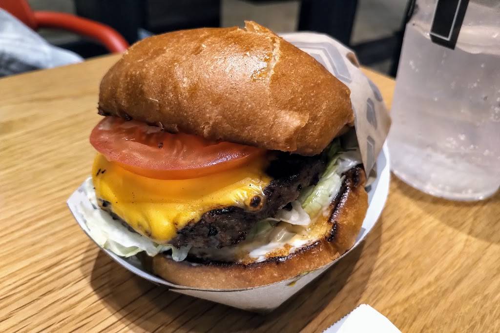 Gotts Roadside | restaurant | 302 Bon Air Center, Greenbrae, CA 94904, USA | 4157854233 OR +1 415-785-4233