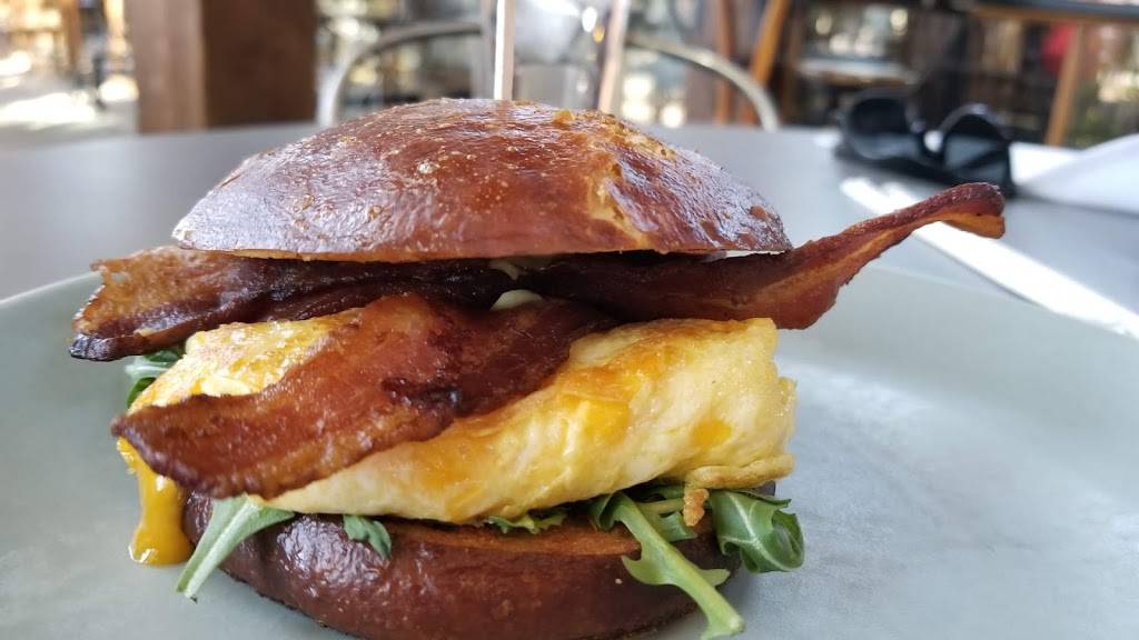 Pedalers Fork | cafe | 23504 Calabasas Rd, Calabasas, CA 91302, USA | 8182258231 OR +1 818-225-8231