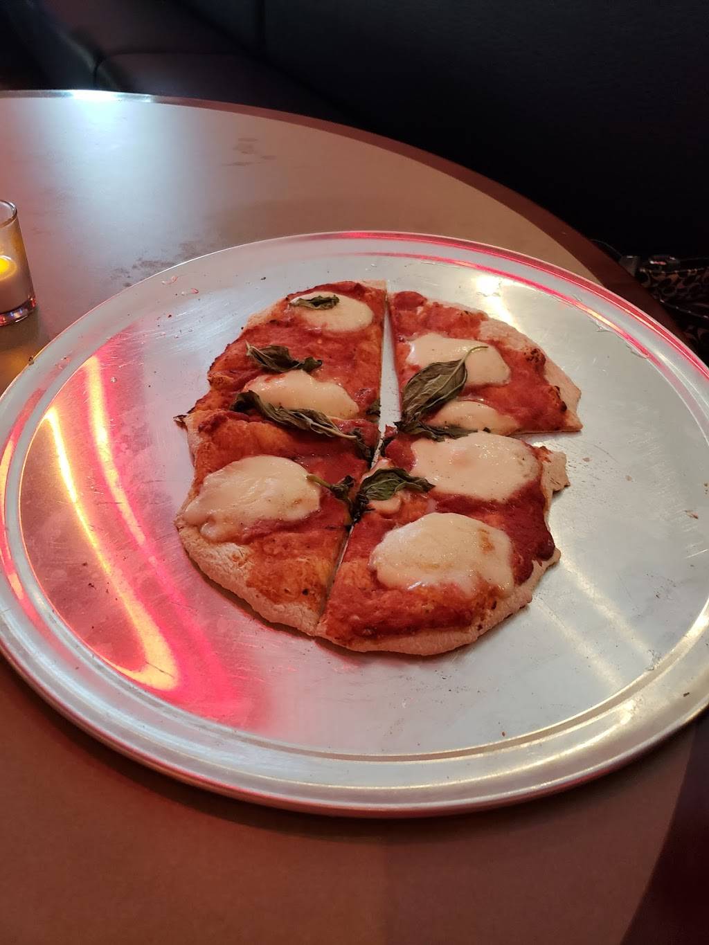 Hells Kitchen Pizzeria | restaurant | 3950 University Dr, Fairfax, VA 22030, USA | 7033571957 OR +1 703-357-1957