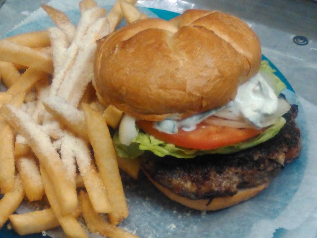 University Grill & Pizza | restaurant | 712 Commonwealth Avenue #1, Boston, MA 02215, USA | 6172477120 OR +1 617-247-7120