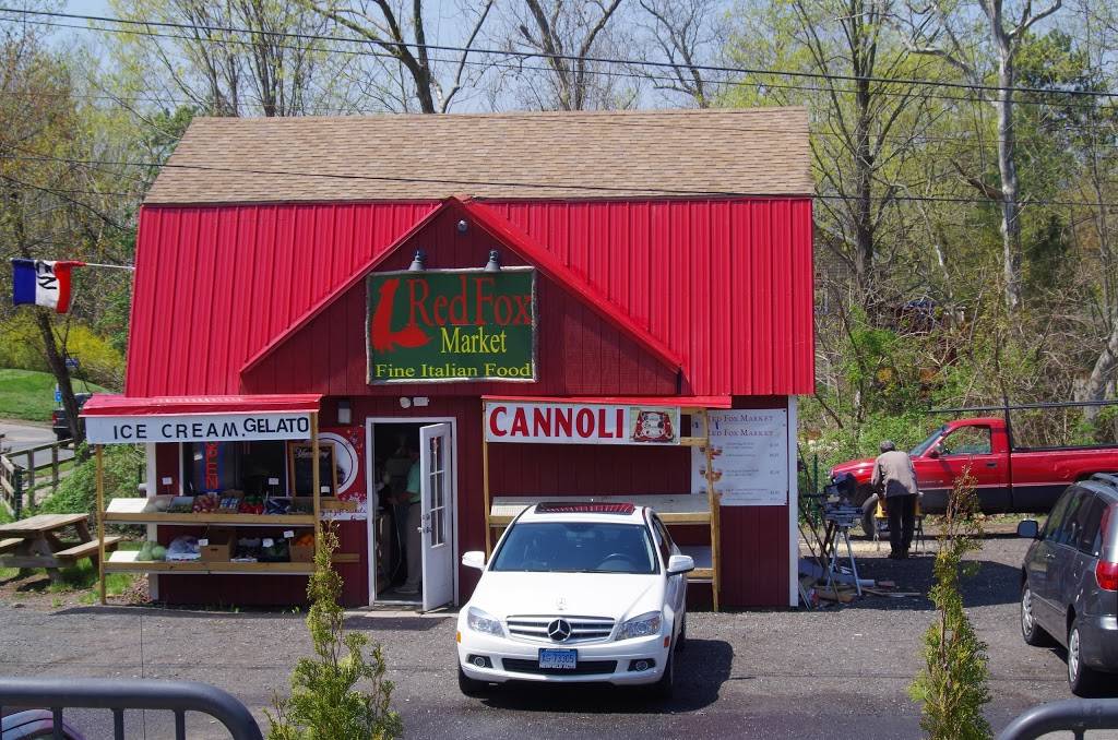 Red Fox Restaurant | restaurant | 218 Smith St, Middletown, CT 06457, USA | 8607404967 OR +1 860-740-4967