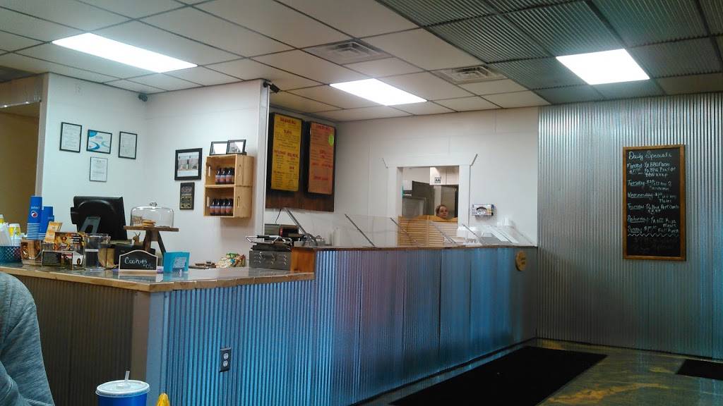 Jimmys Backyard BBQ | restaurant | 2407, 1338 N Chapel St #1, Louisville, OH 44641, USA | 3308710006 OR +1 330-871-0006