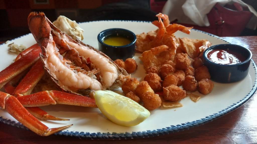 Red Lobster | restaurant | 4825 Coldwater Rd, Fort Wayne, IN 46825, USA | 2604832181 OR +1 260-483-2181