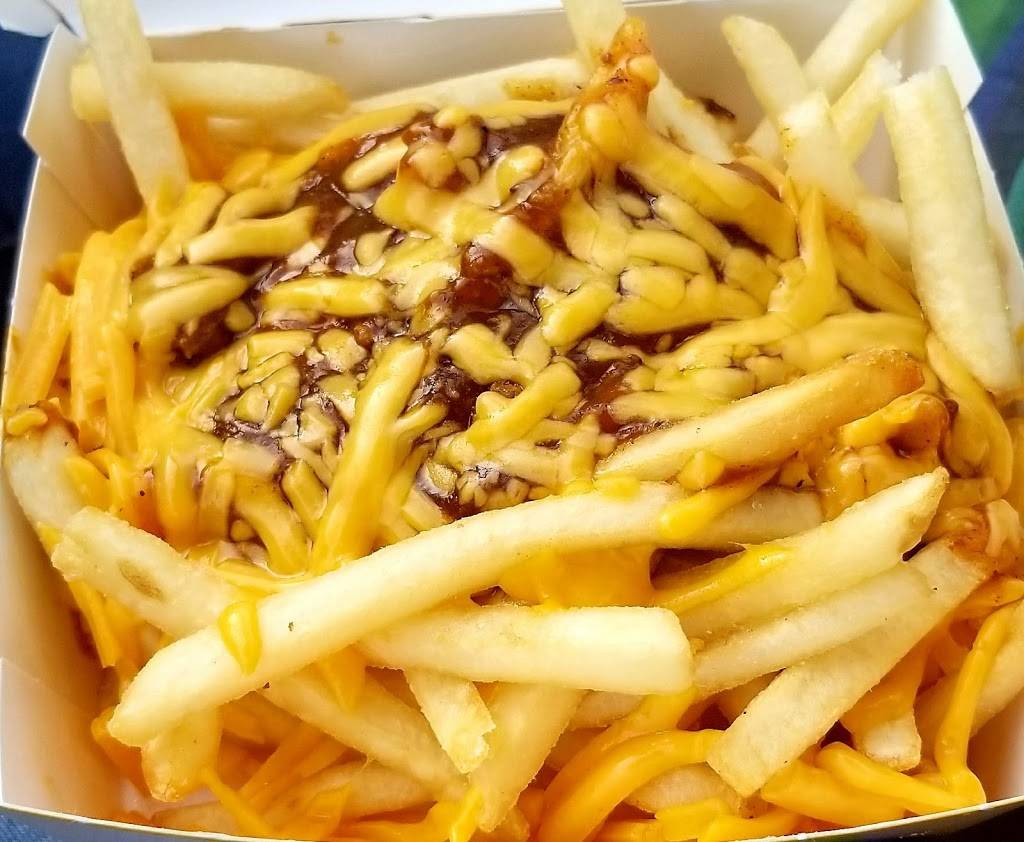 Wienerschnitzel | restaurant | 2737 Arden Way, Sacramento, CA 95825, USA | 9164888586 OR +1 916-488-8586