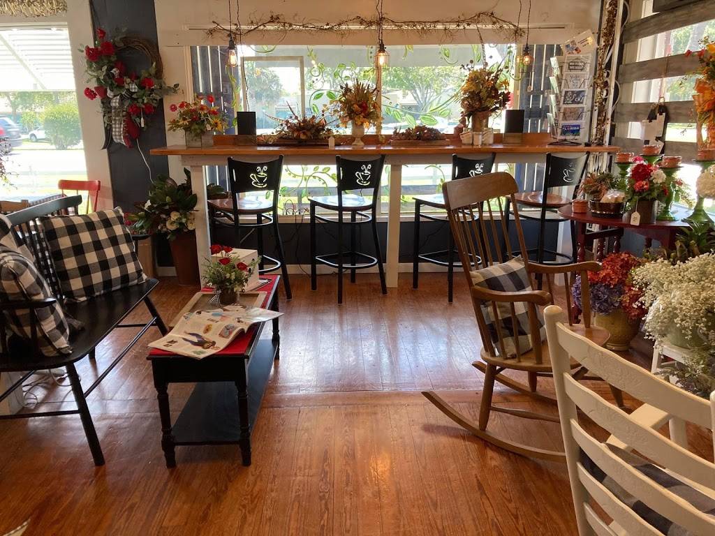 The Coffee Mill | cafe | 13128 Indian Rocks Rd, Largo, FL 33774, USA | 7275956717 OR +1 727-595-6717