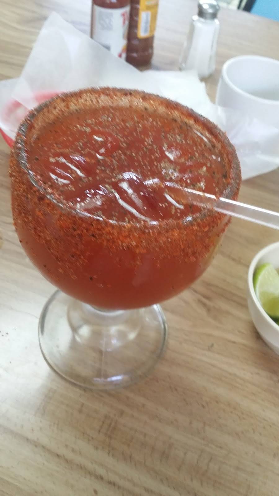 Restaurante de Mariscos Héctor | restaurant | Blvd. Fundadores 8409, El Rubi, 22637 Tijuana, B.C., Mexico | 016646375037 OR +52 664 637 5037