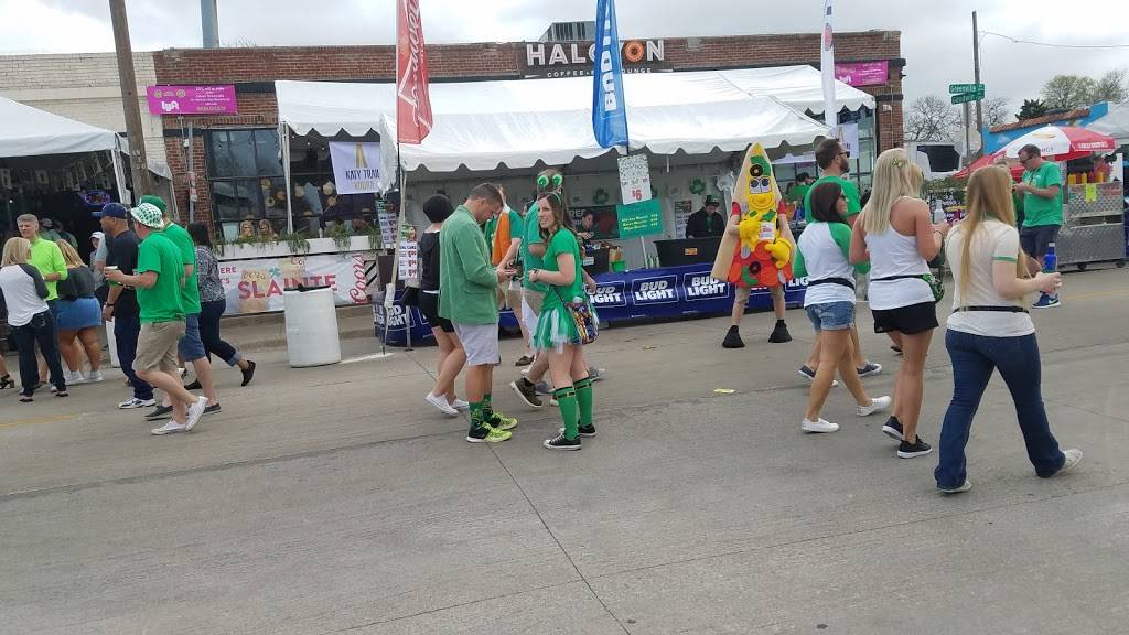 Papa Johns Pizza | restaurant | 2937 Greenville Ave Suite 170, Dallas, TX 75206, USA | 2148267272 OR +1 214-826-7272