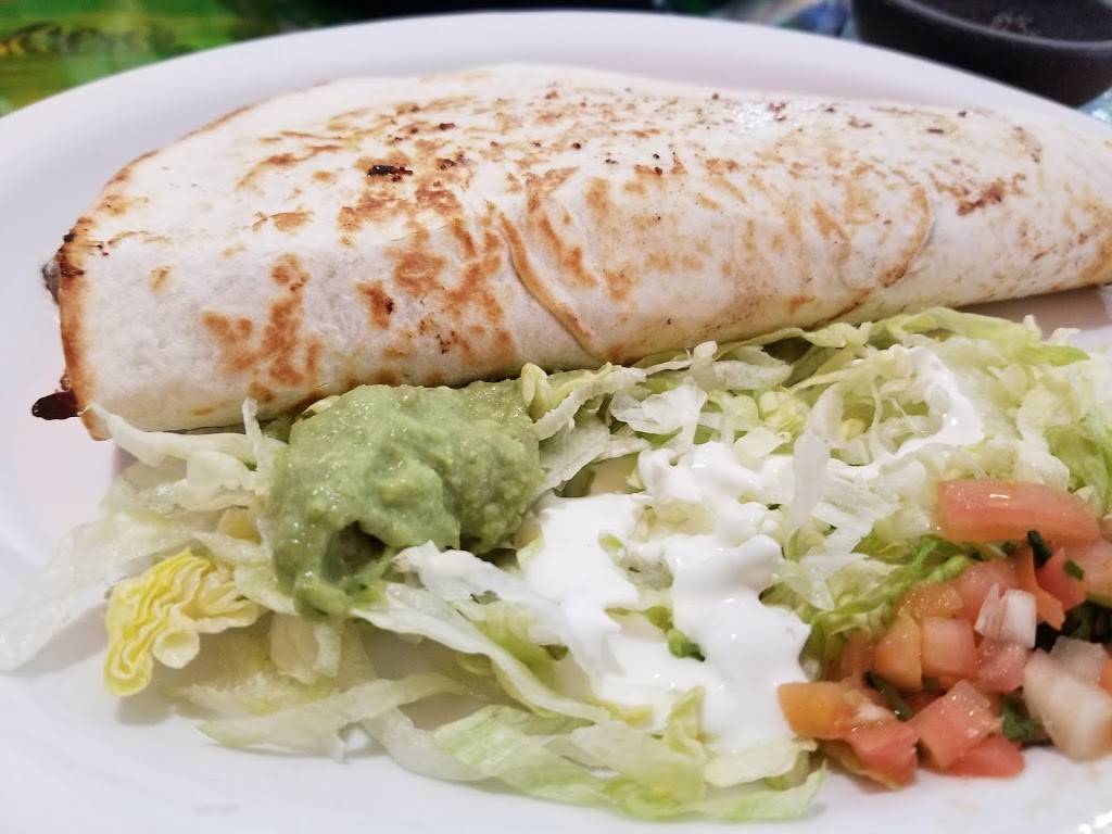 La Tolteca | restaurant | 2756 New Pinery Rd, Portage, WI 53901, USA | 6087456776 OR +1 608-745-6776