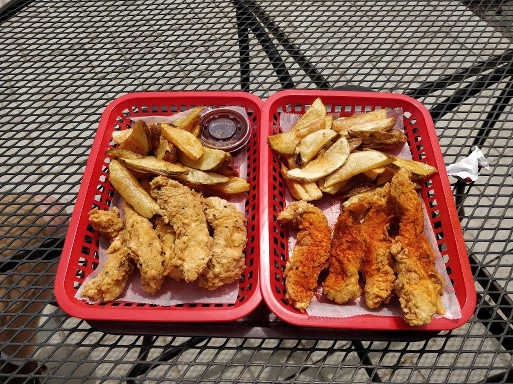 Just Chicken | restaurant | 5942 Delmar Blvd, St. Louis, MO 63112, USA | 3147263303 OR +1 314-726-3303