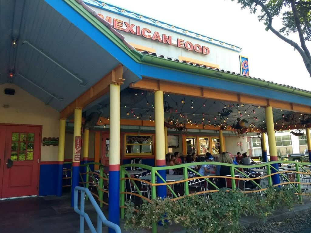 Chuys | restaurant | 2401 W 7th St, Fort Worth, TX 76107, USA | 8173322489 OR +1 817-332-2489