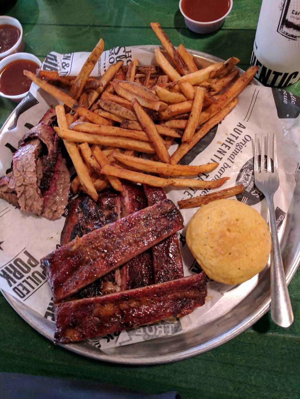 OLD CAROLINA BARBECUE COMPANY | restaurant | 900 W State St, Alliance, OH 44601, USA | 3306804710 OR +1 330-680-4710
