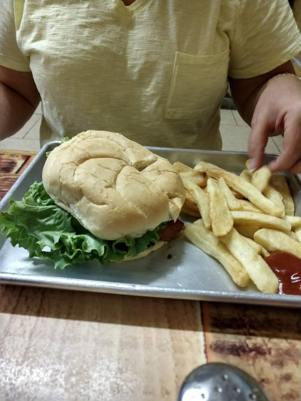 Paradise Grill | restaurant | 9234 US-51, Atoka, TN 38004, USA | 9018374582 OR +1 901-837-4582