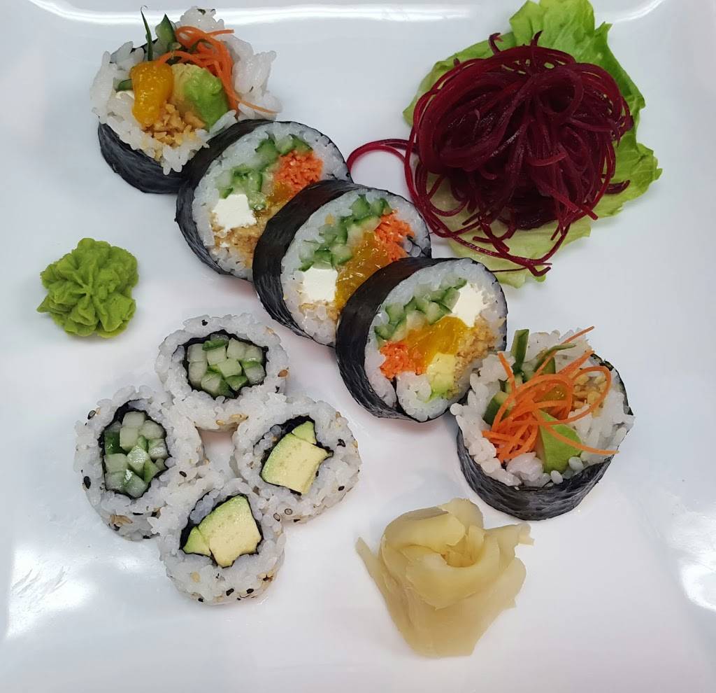 Ikura sushi Bromont | restaurant | 115 Boulevard de Bromont, Bromont, QC J2L 2K7, Canada | 4509313888 OR +1 450-931-3888
