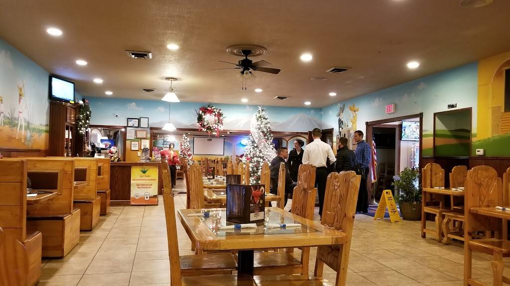 Azul Tequila | restaurant | 601 E Riverview Ave, Napoleon, OH 43545, USA | 4195999028 OR +1 419-599-9028