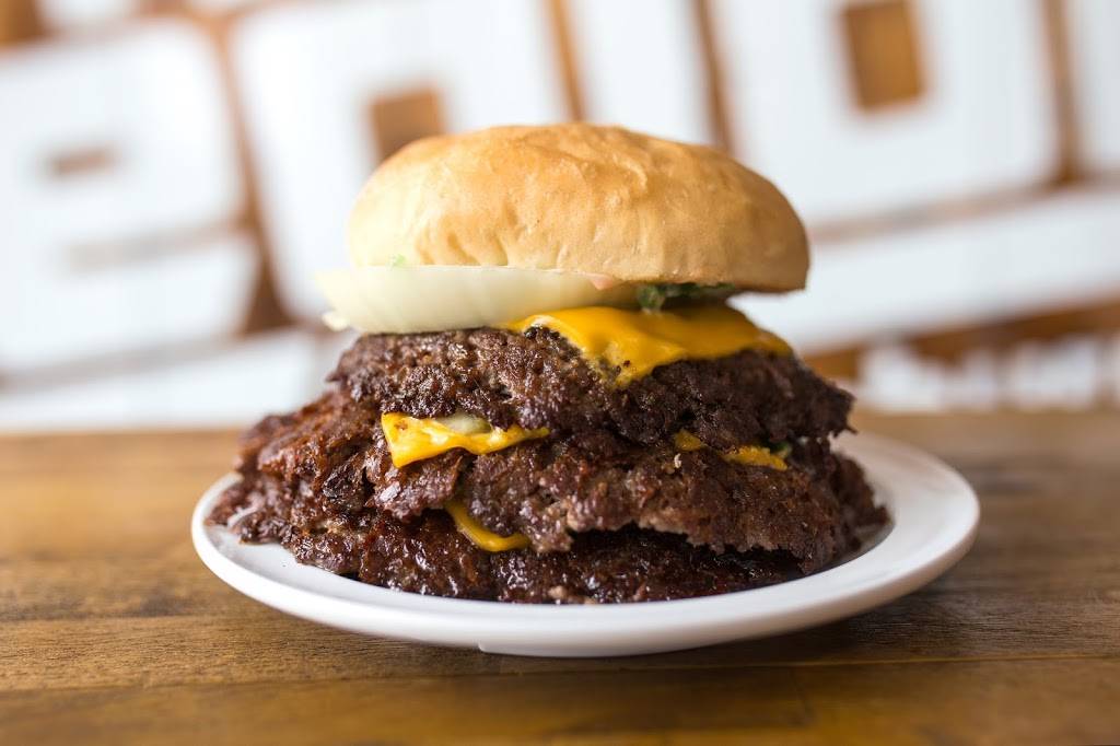 The Region - Handcrafted Hamburgers | restaurant | 2057 W Roscoe St, Chicago, IL 60618, USA | 7738572874 OR +1 773-857-2874