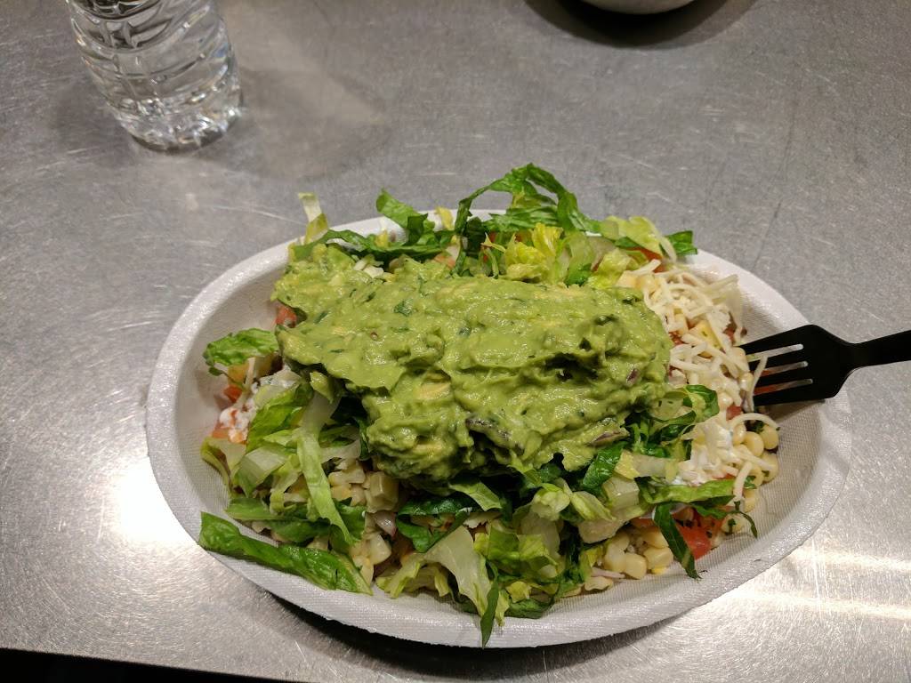 Chipotle Mexican Grill | restaurant | 490 S 68th St #110, West Des Moines, IA 50266, USA | 5152268527 OR +1 515-226-8527