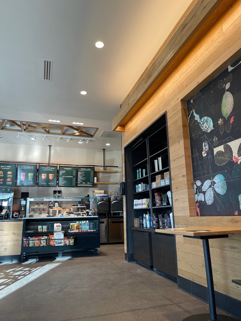 Starbucks | cafe | 8781 W 95th St, Overland Park, KS 66212, USA | 9132671194 OR +1 913-267-1194
