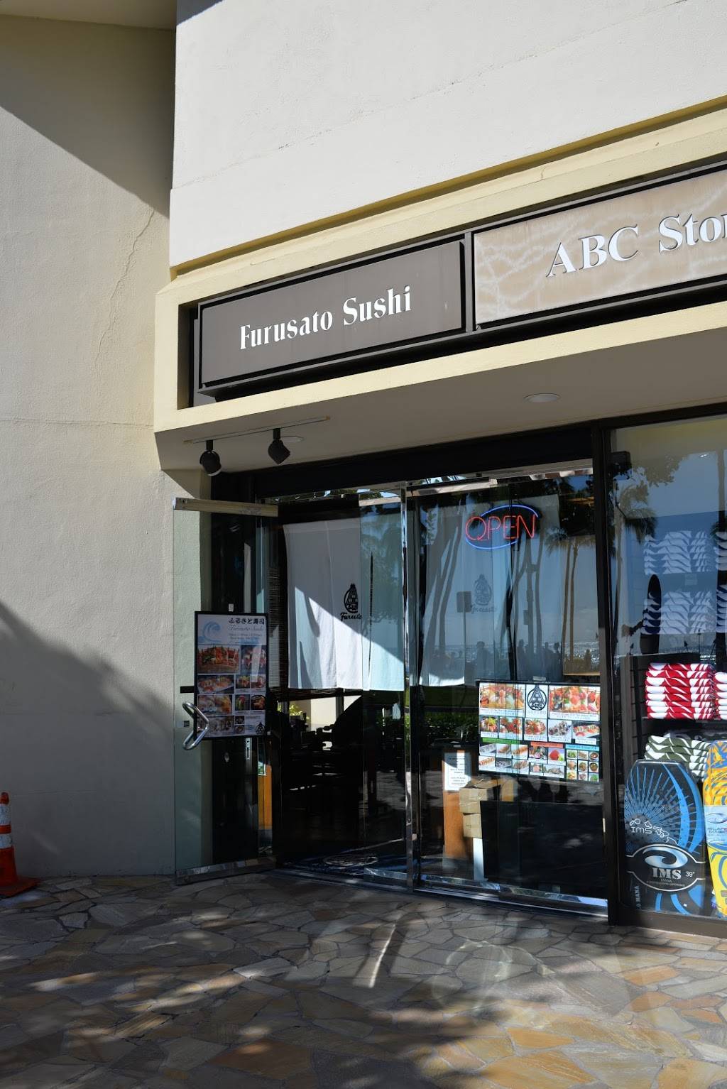 Furusato Sushi | restaurant | 2424 Kalakaua Ave, Honolulu, HI 96815, USA | 8089224991 OR +1 808-922-4991