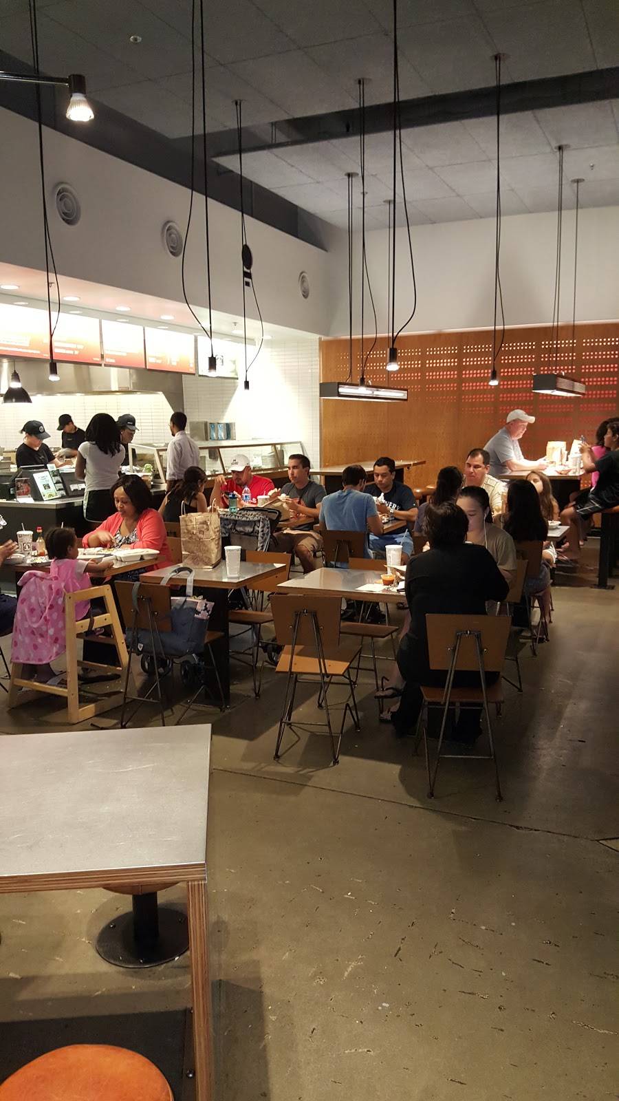 Chipotle Mexican Grill | restaurant | 205 Boardwalk Pl, Gaithersburg, MD 20878, USA | 2403990245 OR +1 240-399-0245