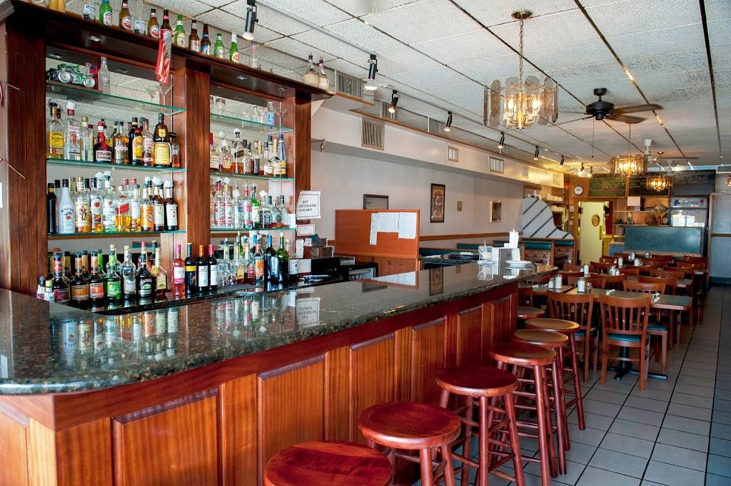 Franks Spaghetti House | restaurant | 7602 Castor Ave, Philadelphia, PA 19152, USA | 2157456020 OR +1 215-745-6020