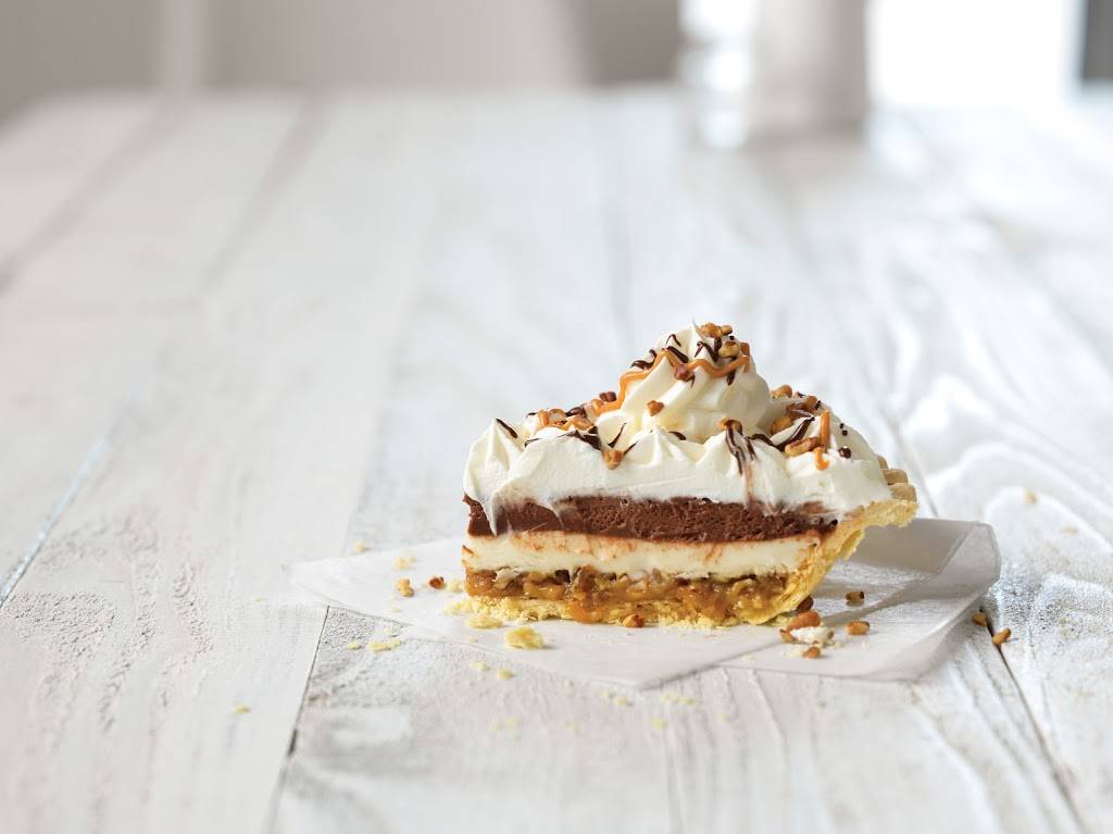 Village Inn | bakery | 2935 W Broadway, Council Bluffs, IA 51501, USA | 7123287377 OR +1 712-328-7377