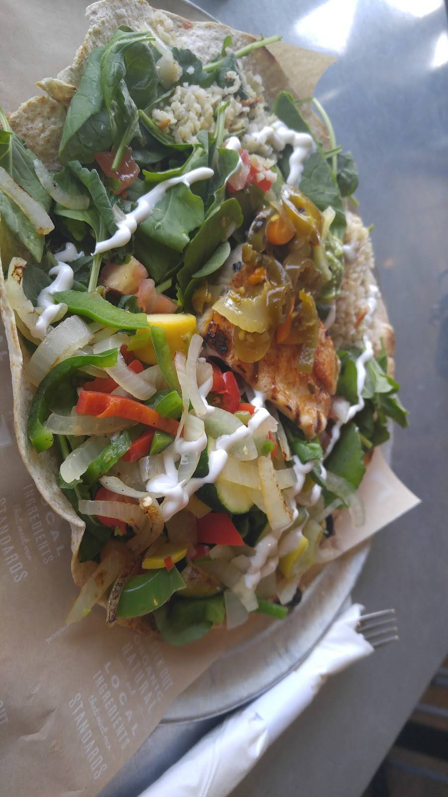 Sharkys Woodfired Mexican Grill | restaurant | 5511 Reseda Blvd, Tarzana, CA 91356, USA | 8188818760 OR +1 818-881-8760