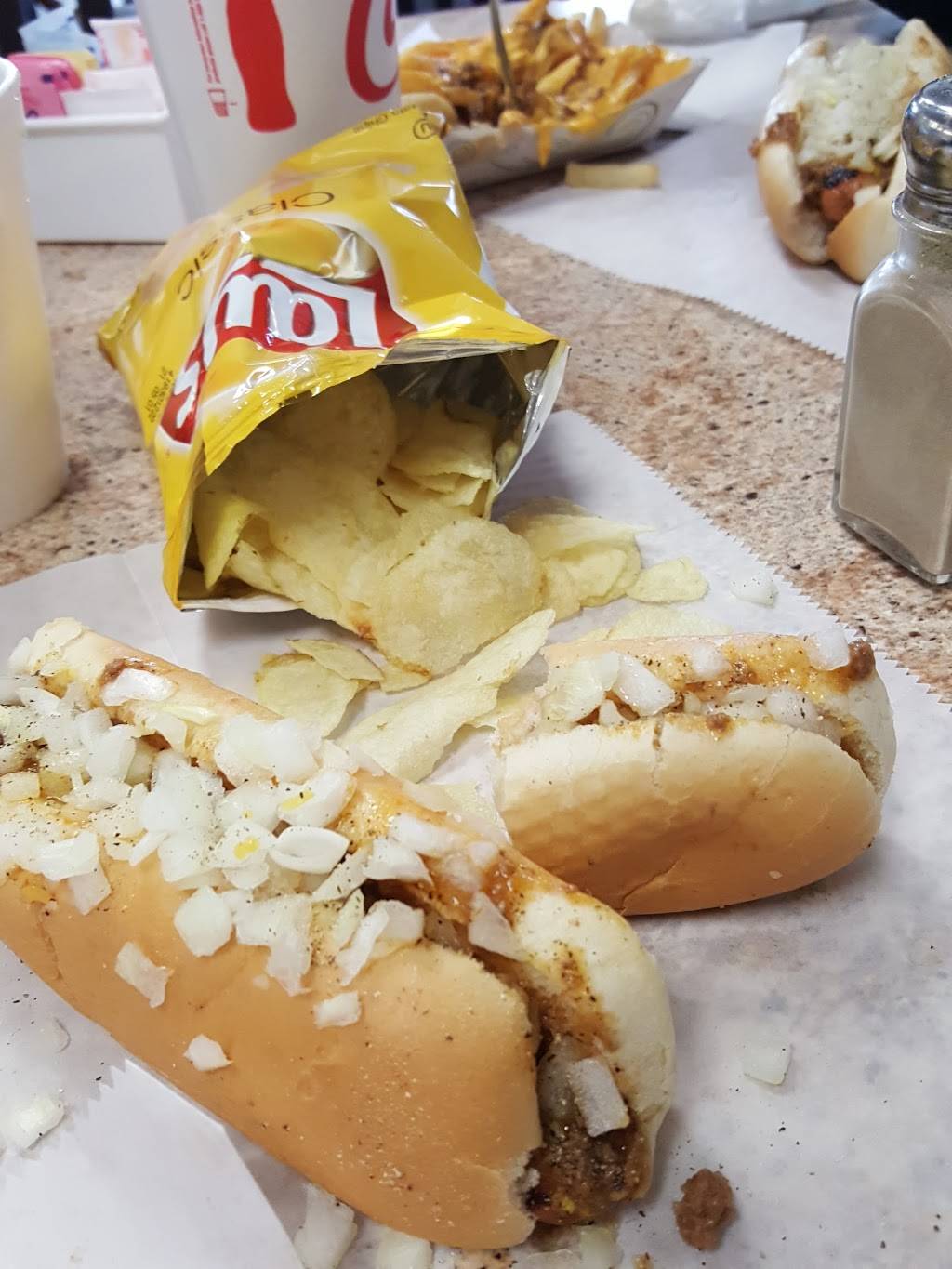 Louies Coney Island | restaurant | 1700 E Hoffer St, Kokomo, IN 46902, USA | 7654599649 OR +1 765-459-9649