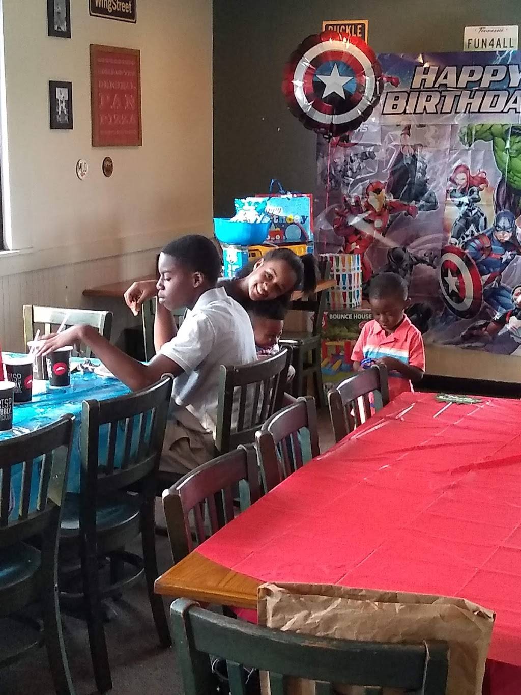 Pizza Hut | meal takeaway | 340 Cleveland St, Ripley, TN 38063, USA | 7316354817 OR +1 731-635-4817