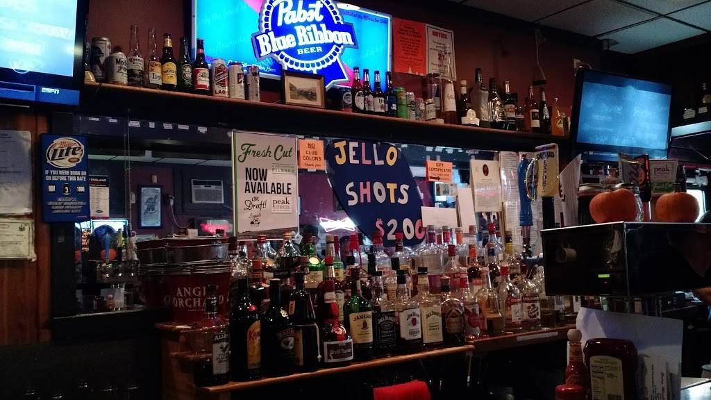 Samuels Bar & Grill | restaurant | 1160 Forest Ave, Portland, ME 04103, USA | 2077976924 OR +1 207-797-6924