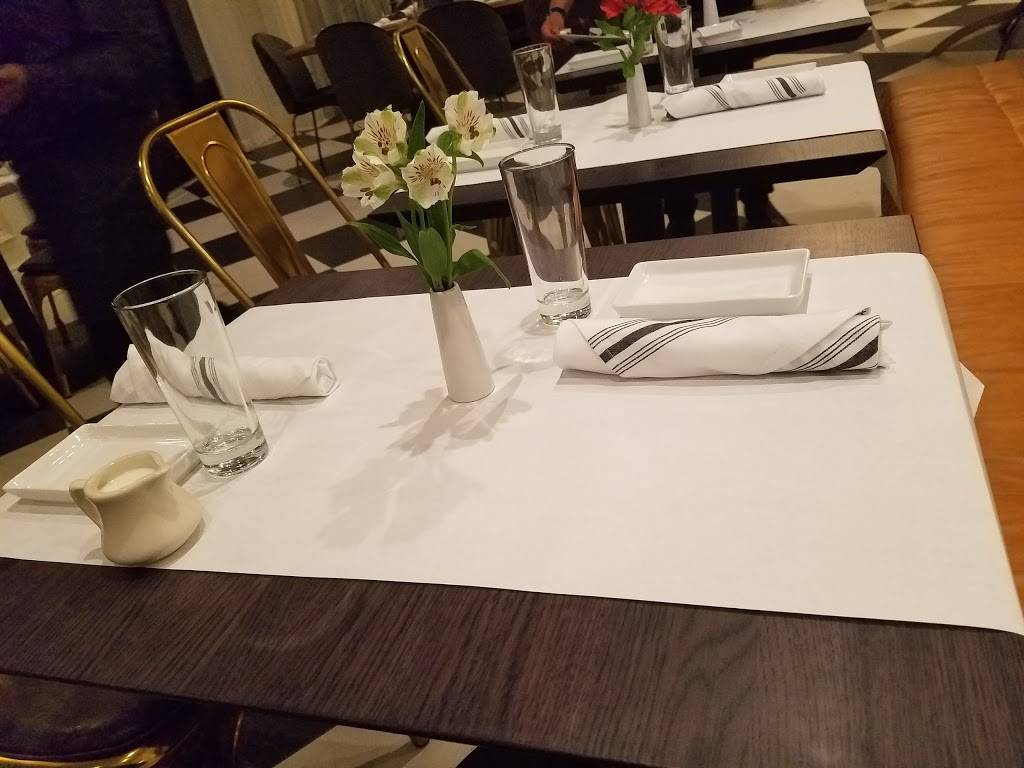 American Slang | restaurant | 401 Ward Pkwy, Kansas City, MO 64112, USA | 8163032945 OR +1 816-303-2945