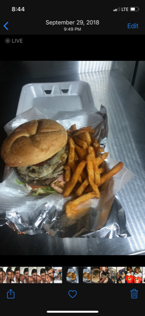 C&G Lunchbox LLC | restaurant | 56 Willow St, Waterbury, CT 06710, USA | 2035652397 OR +1 203-565-2397