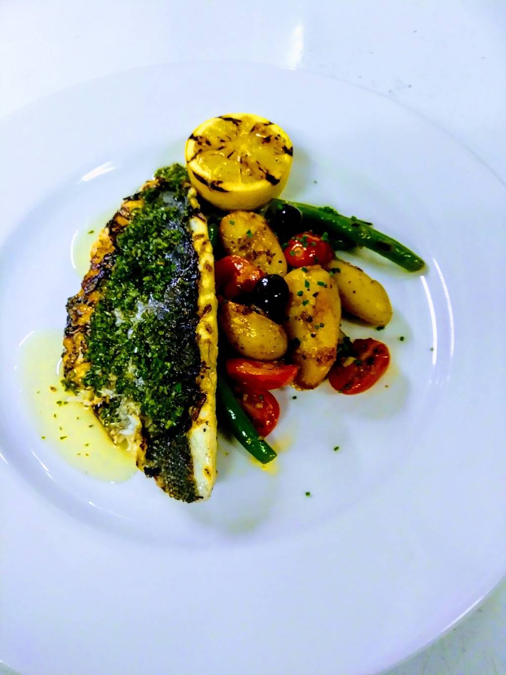 La Cigogne | restaurant | 215 Union St, Brooklyn, NY 11231, USA | 7188585641 OR +1 718-858-5641