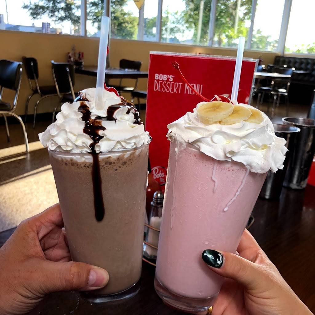 Bobs Big Boy | restaurant | 7447 Firestone Blvd, Downey, CA 90241, USA | 5629282627 OR +1 562-928-2627