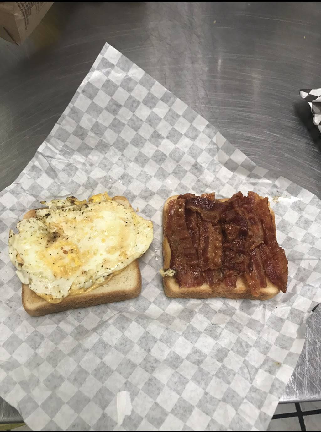 C&D’s Kitchen | restaurant | 5009 Second Avenue, Pittsburgh, PA 15207, USA | 4122242658 OR +1 412-224-2658