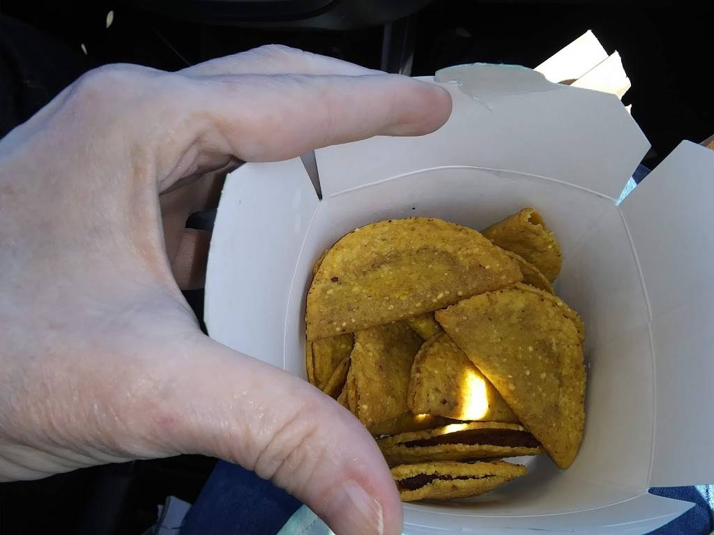 Jack in the Box | restaurant | 33313 Bernard Dr, Kettleman City, CA 93239, USA | 5593864413 OR +1 559-386-4413