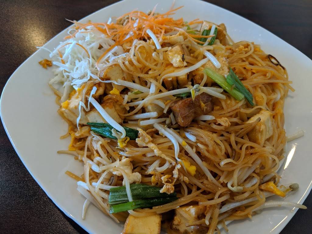 Lovely Thai Restaurant | restaurant | 7960, 1144 E Washington St, Grayslake, IL 60030, USA | 8472316442 OR +1 847-231-6442