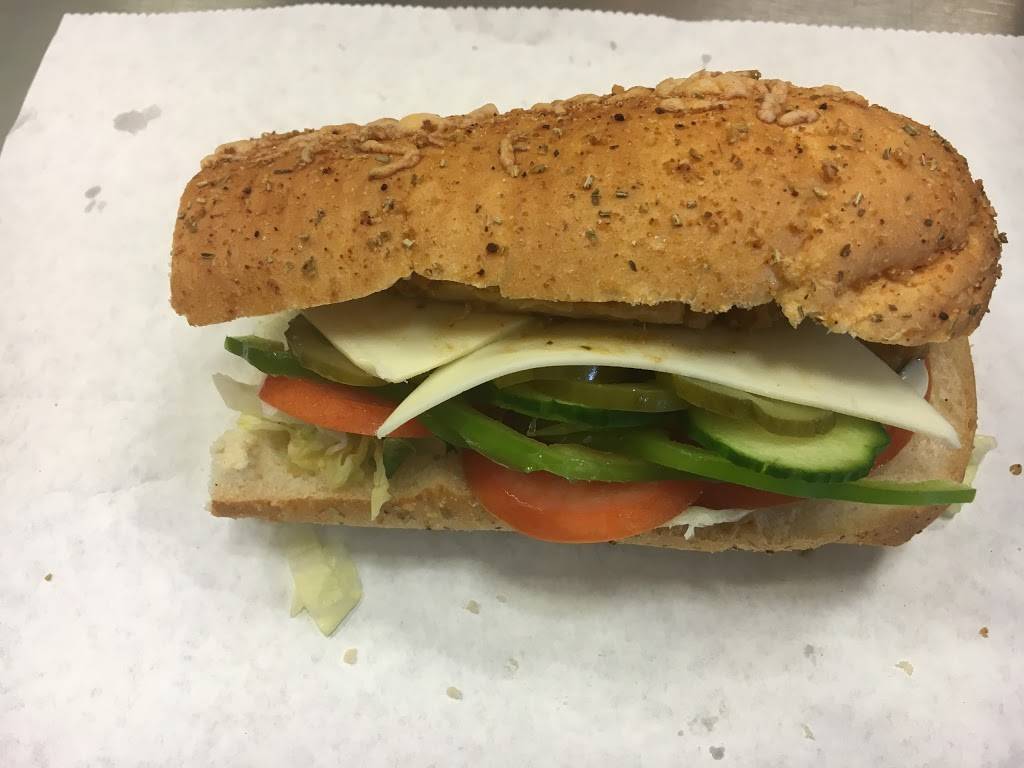 Subway | restaurant | 9200 Bathurst St Rutherford Village Bldg C, Unit 5, Vaughan, ON L4J 8W1, Canada | 9055970057 OR +1 905-597-0057