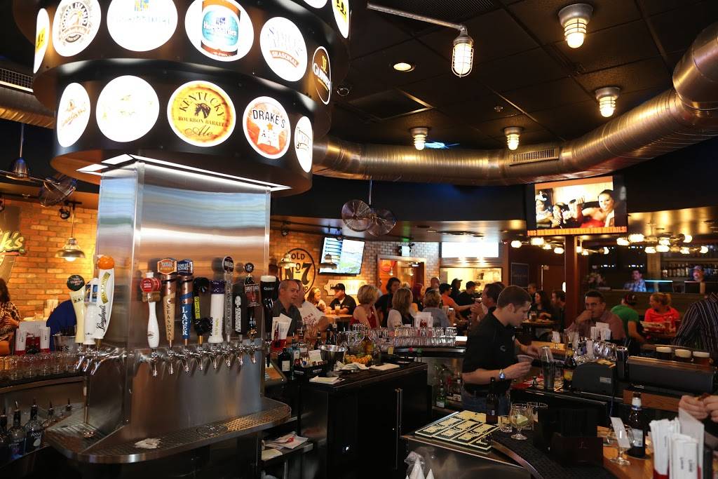 Drakes Florence | restaurant | 6805 Houston Rd, Florence, KY 41042, USA | 8598694840 OR +1 859-869-4840