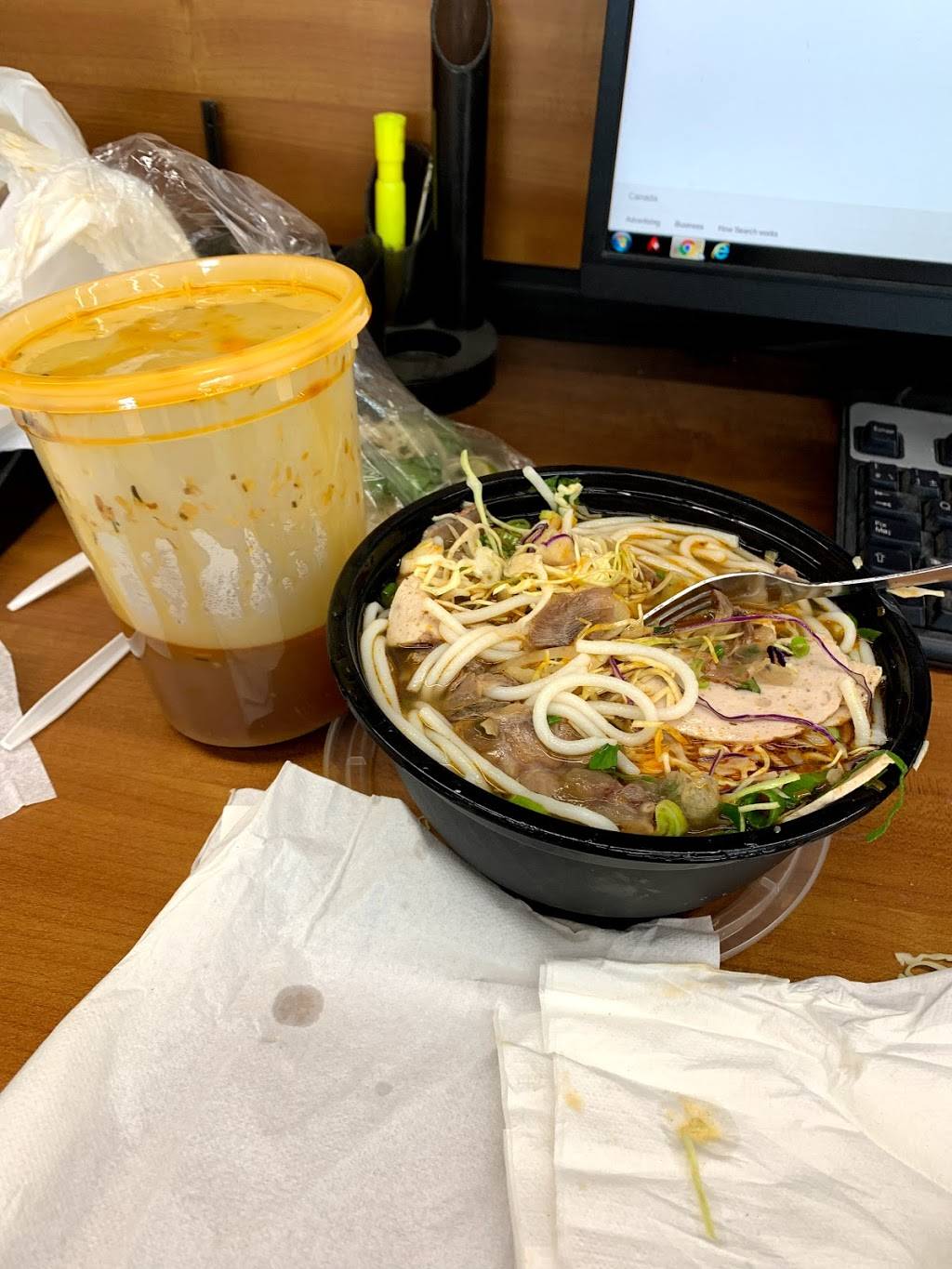 Miss Pho | restaurant | 3830 Boulevard de la Côte-Vertu Suite 200, Saint-Laurent, QC H4R 1P8, Canada | 5143366477 OR +1 514-336-6477