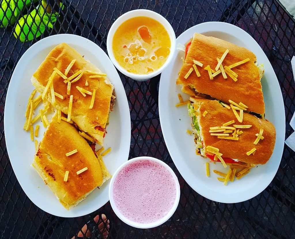 La Casita Cafeteria | restaurant | 3210 NW 7th St, Miami, FL 33125, USA | 3053810398 OR +1 305-381-0398