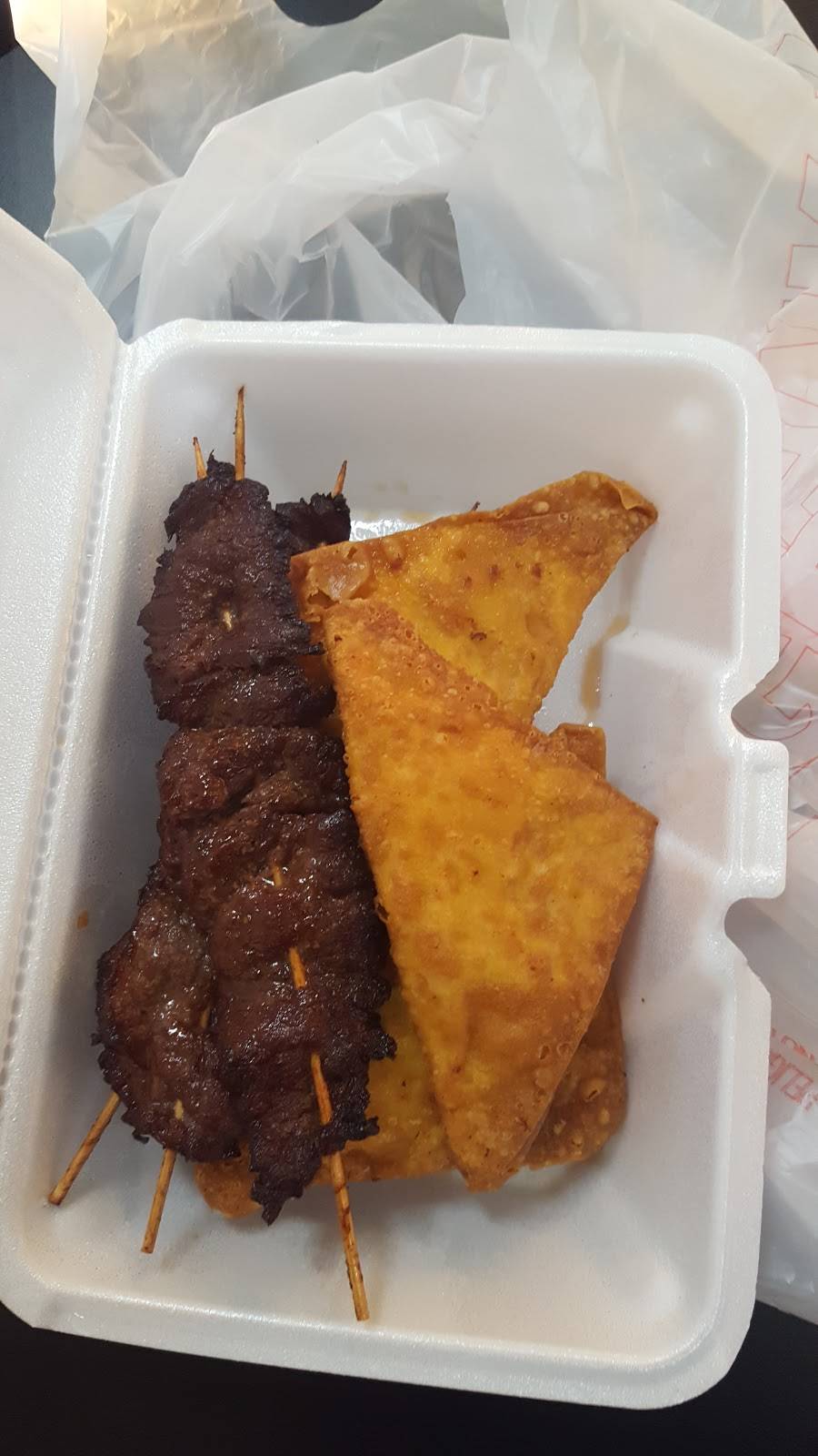 Egg Roll Express Restaurant | restaurant | 1529 S Blvd, Edmond, OK 73013, USA | 4053489667 OR +1 405-348-9667