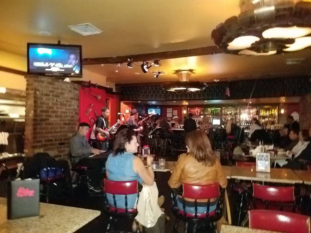 Cafe La Maze | restaurant | 1441 Highland Ave, National City, CA 91950, USA | 6194743222 OR +1 619-474-3222