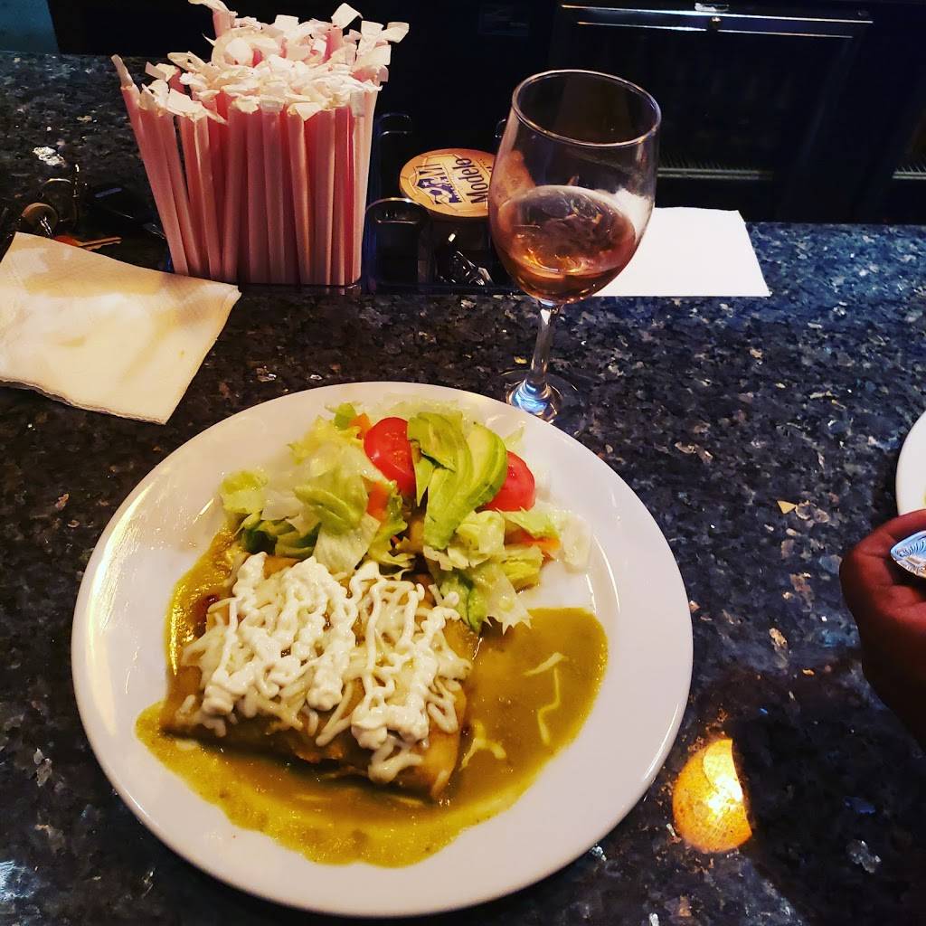 Mulas Restaurant & Karaoke Bar | restaurant | 3207 E Pico Blvd, Los Angeles, CA 90023, USA | 3236855802 OR +1 323-685-5802