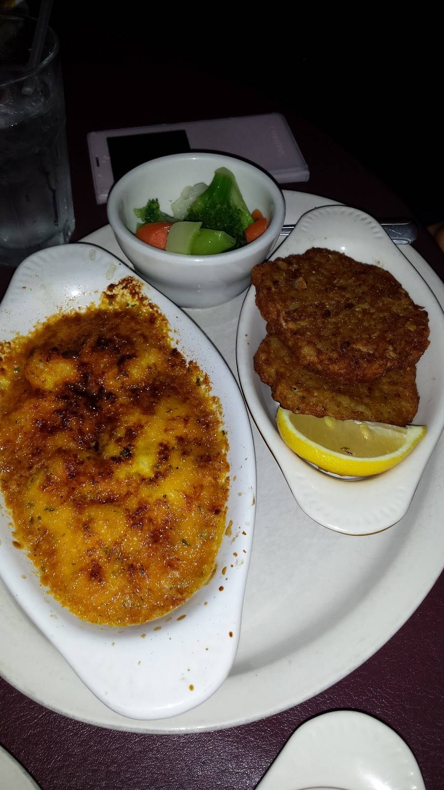 Steitzs Resort | restaurant | 25346 W Grass Lake Rd, Antioch, IL 60002, USA | 3125056523 OR +1 312-505-6523