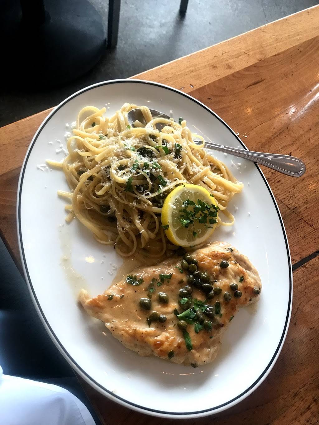 Marias Italian Kitchen | restaurant | Brentwood Village, 11723 Barrington Ct, Los Angeles, CA 90049, USA | 3104766112 OR +1 310-476-6112