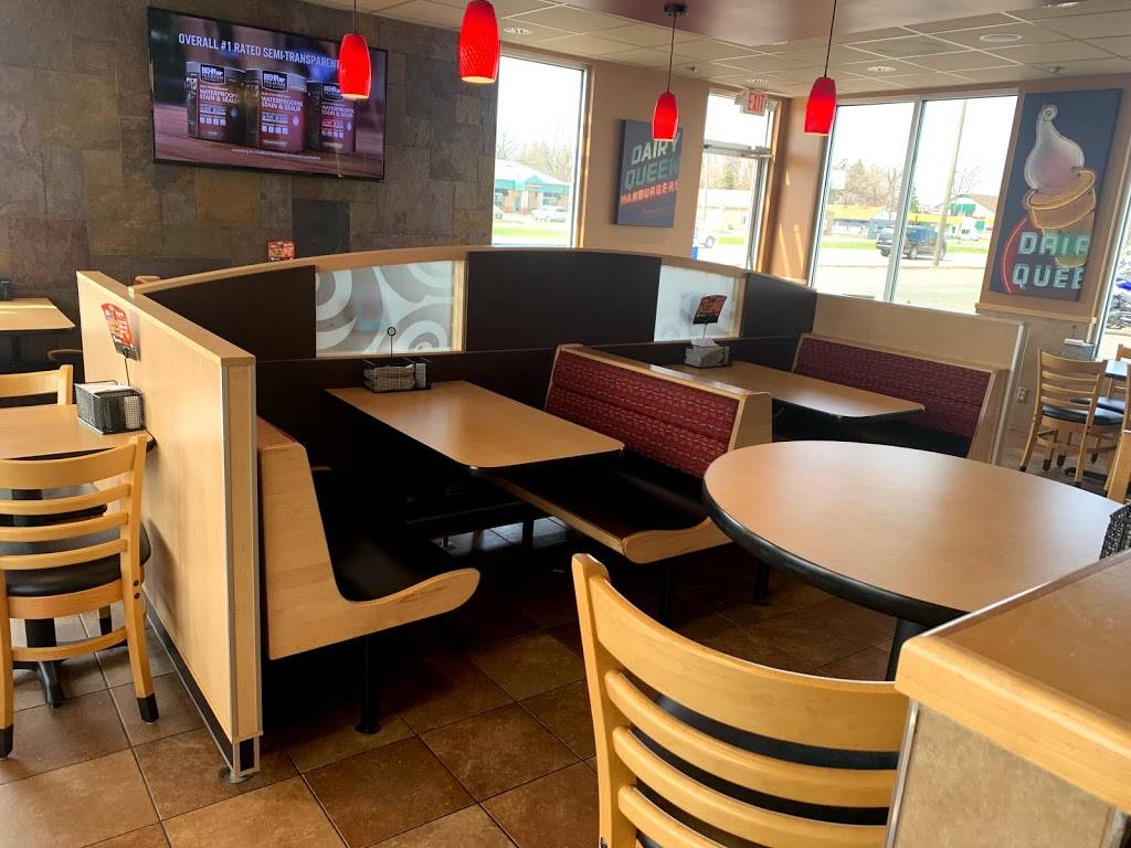 Dairy Queen Grill & Chill | restaurant | 555 Lake St S, Forest Lake, MN 55025, USA | 6514646608 OR +1 651-464-6608