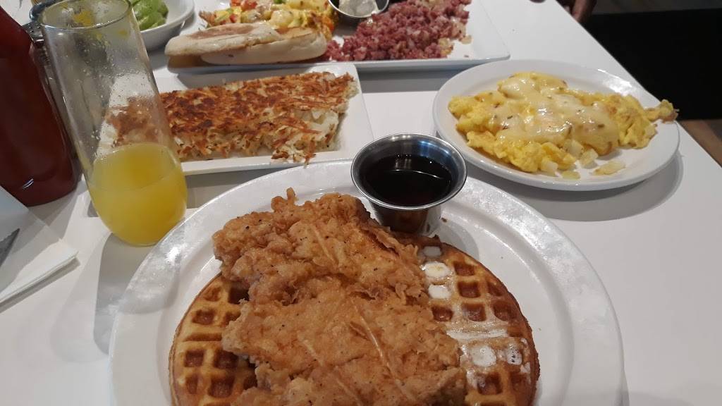 Over Easy | restaurant | 211 E Warner Rd, Gilbert, AZ 85296, USA | 4805073447 OR +1 480-507-3447