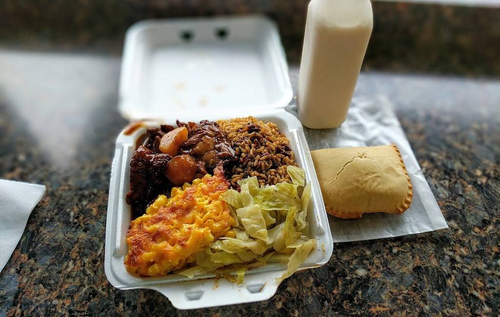 Henrys Caribbean Cuisine and Bakery | restaurant | 475 Martin Luther King Dr, Jersey City, NJ 07304, USA | 2013321623 OR +1 201-332-1623