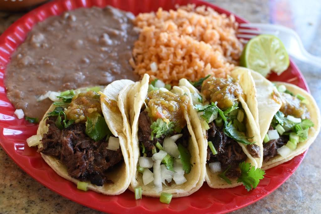 La Estrella Mini Market | restaurant | 602 E McKinney St, Denton, TX 76209, USA | 9405663405 OR +1 940-566-3405