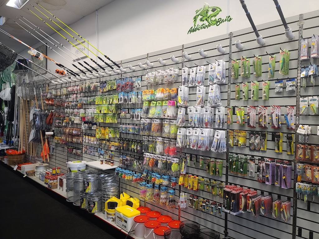 Rusty Hook Bait & Tackle | restaurant | 210 Marlboro Ave Suite 35, Easton, MD 21601, USA | 4437462137 OR +1 443-746-2137